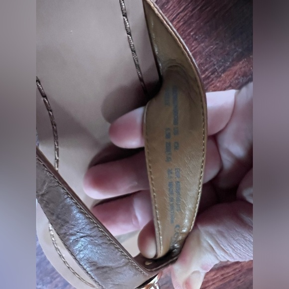 COPY - Coach Shelley flip flops - Picture 10 of 11